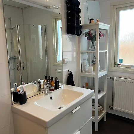 - Home, Close To Airport And The Villa