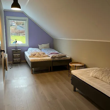 Βίλα - Home, Close To Airport And The Μπέργκεν