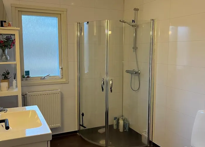 - Home, Close To Airport And The فيلة *