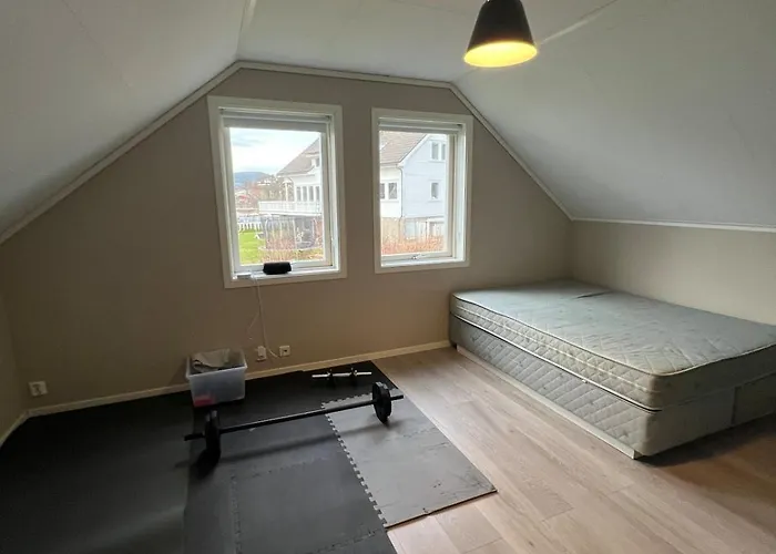 فيلة - Home, Close To Airport And The *