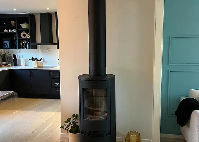 - Home, Close To Airport And The فيلة *