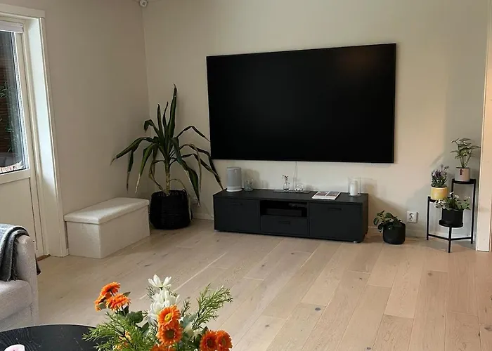 فيلة - Home, Close To Airport And The *